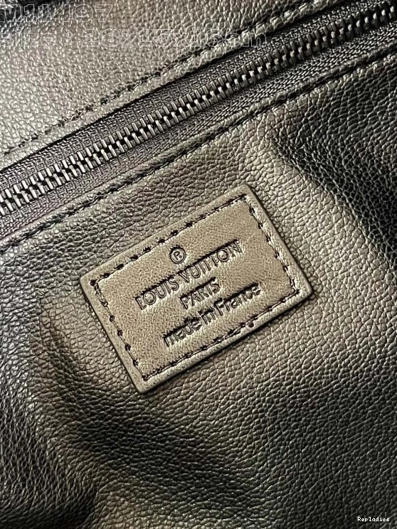 Cheap bag-23*13*12CM VUITTON DOPP KIT LOUIS LOCKER 0807